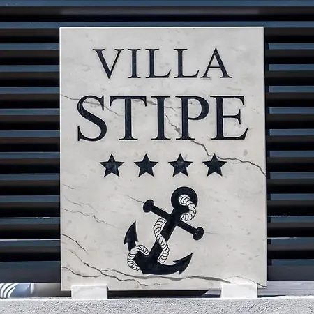 Stipe Hvar